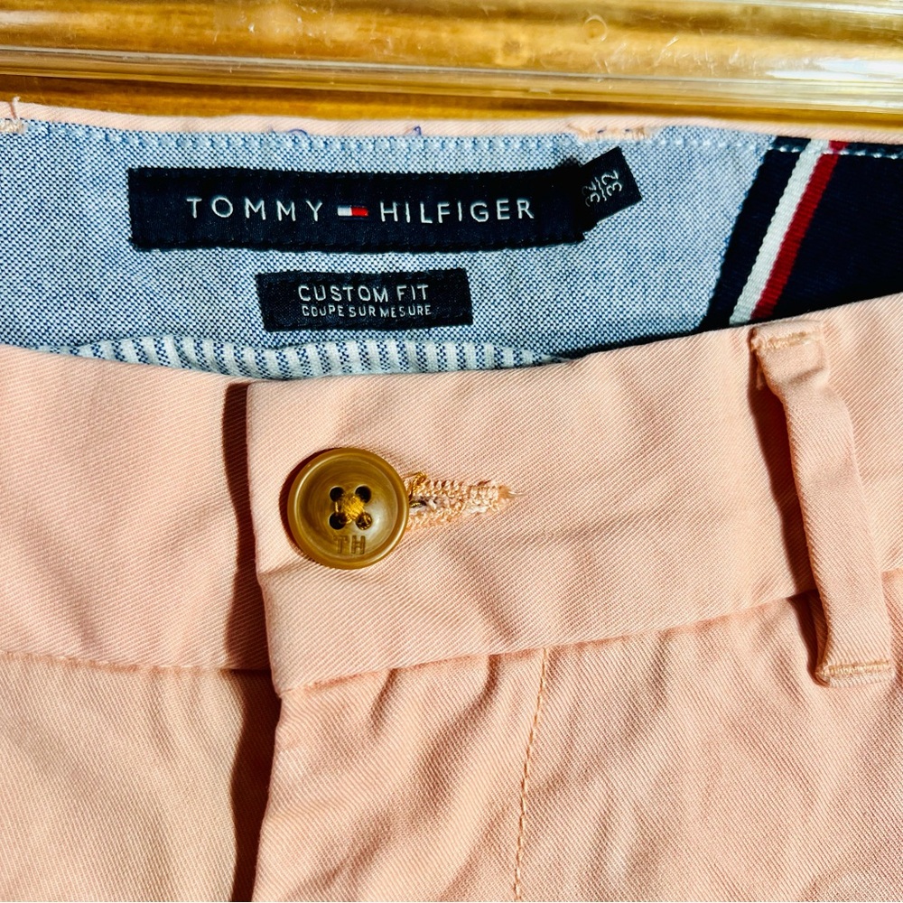Tommy Hilfiger Men's Peachy-Pink 100% Cotton Chinos 32x32 Preppy Coastal - Picture 2 of 8